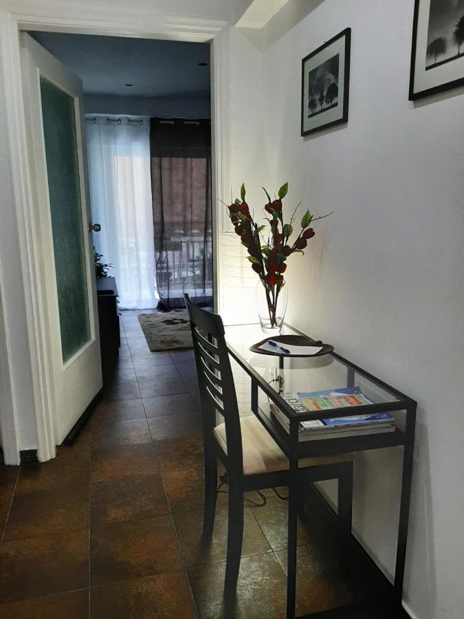 דירות אתונה Glyfada Vacation Apt מראה חיצוני תמונה